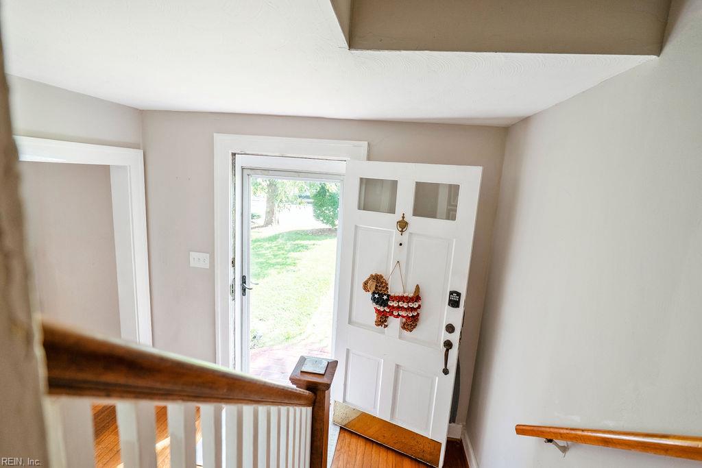 40 Pear Ave Property Photo 17