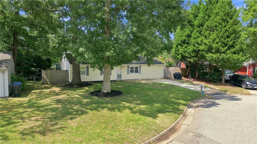 977 Oak Forest CT