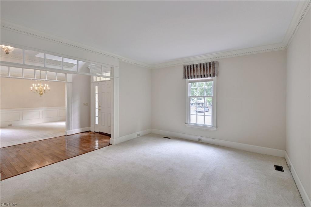104 Portland Property Photo 6
