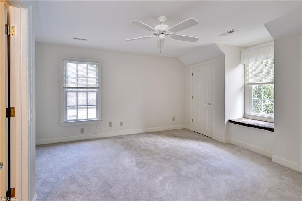 104 Portland Property Photo 33