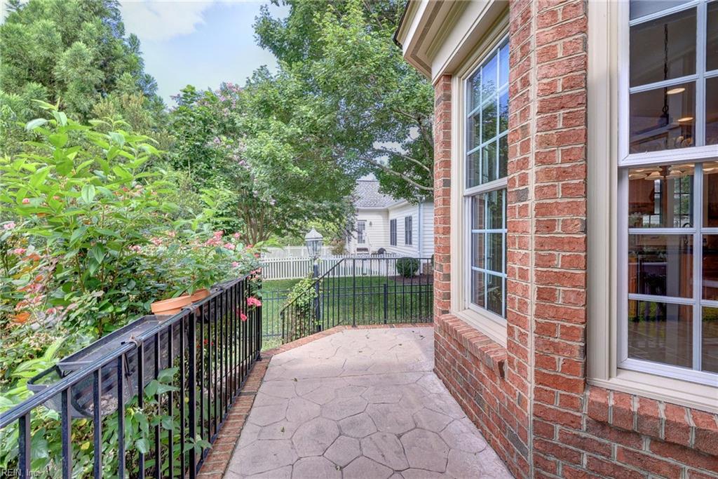 104 Portland Property Photo 37