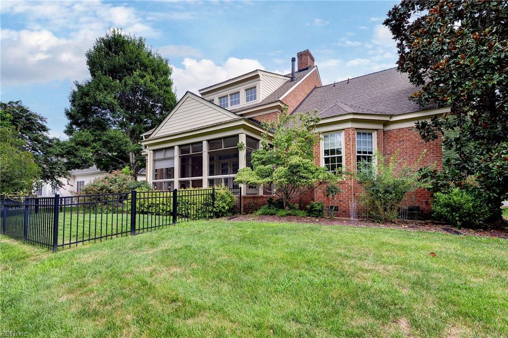 104 Portland Property Photo 43