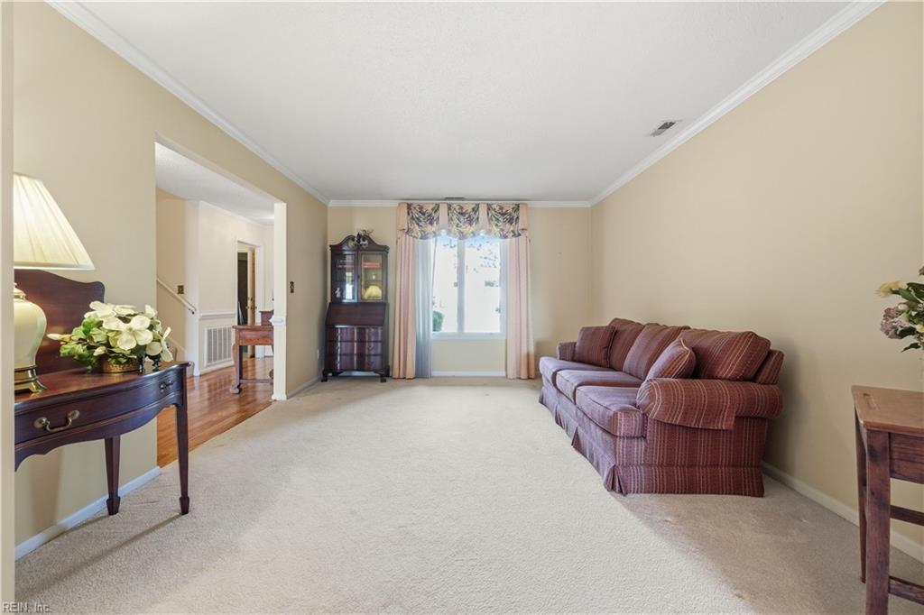 4291 Hatton Point Ln Property Photo 9