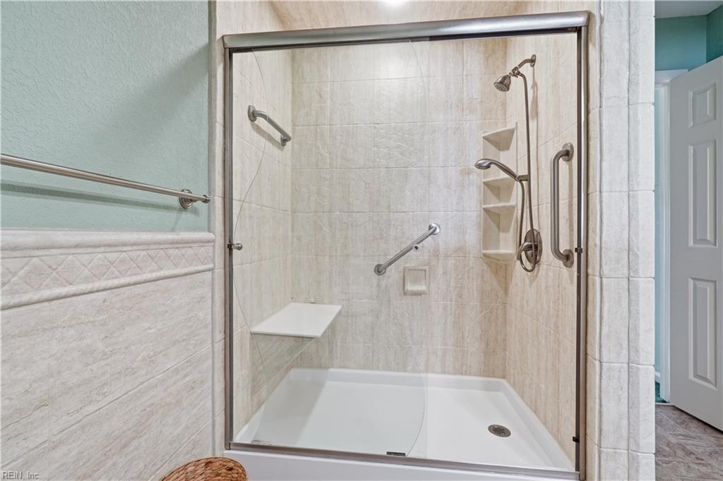 4291 Hatton Point Ln Property Photo 36