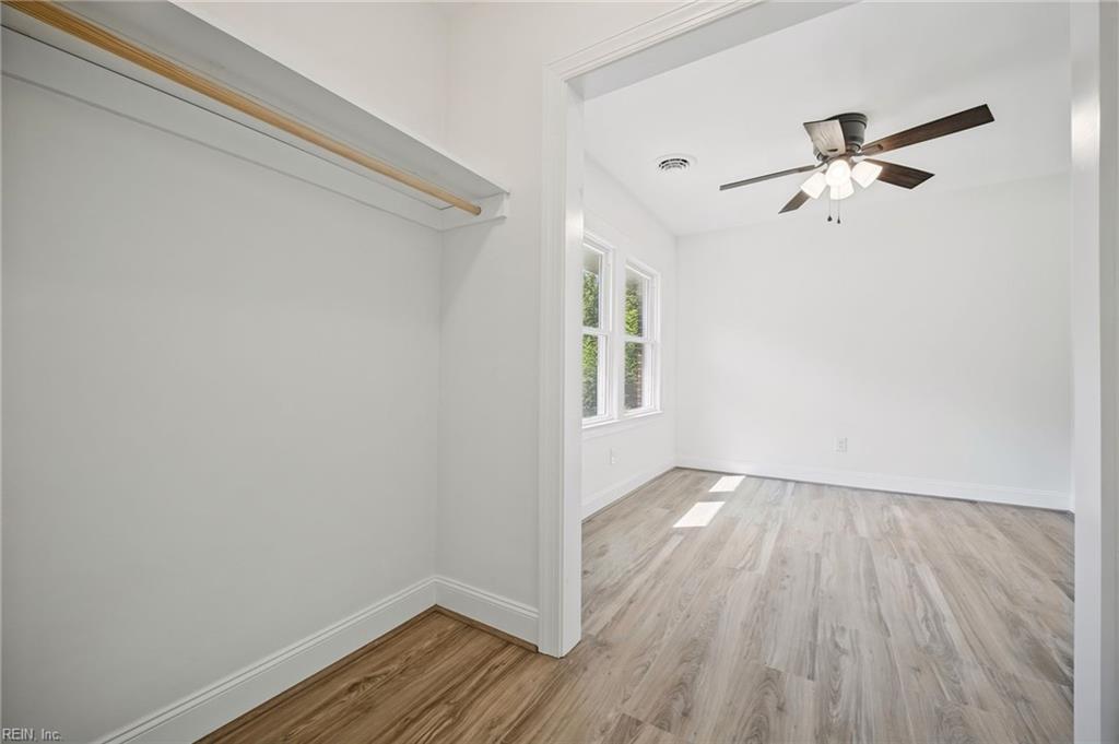 9972 Southwestern Blvd Property Photo 28