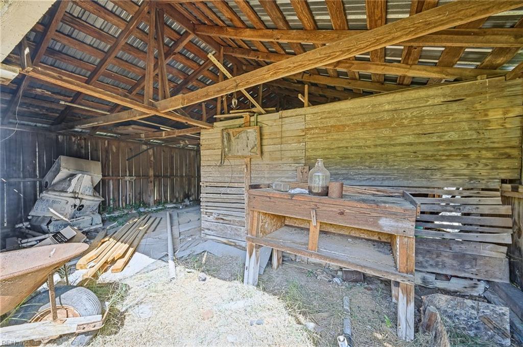 9972 Southwestern Blvd Property Photo 43