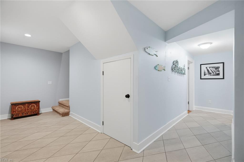 4960 Athens Blvd Property Photo 10