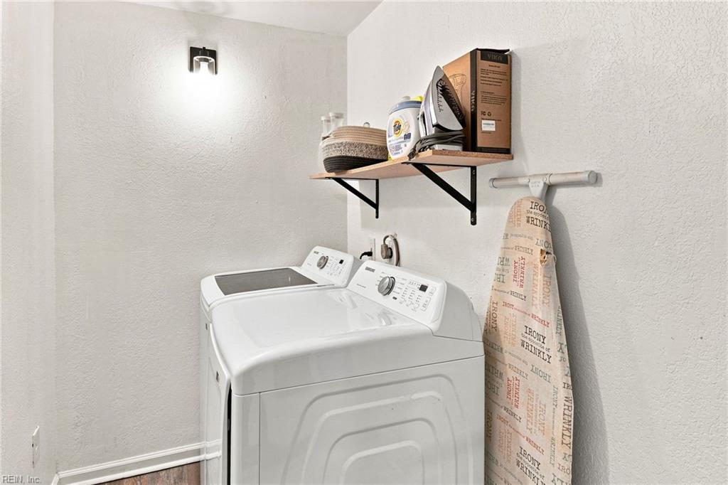 6383 Dove St Property Photo 20