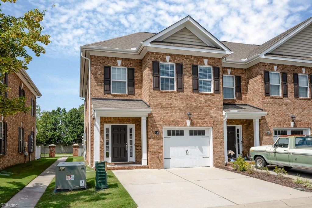 816 Haversham Cls Property Photo 1