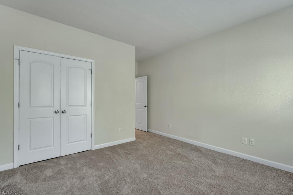 816 Haversham Cls Property Photo 23
