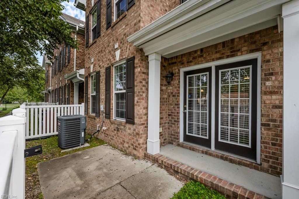 816 Haversham Cls Property Photo 33