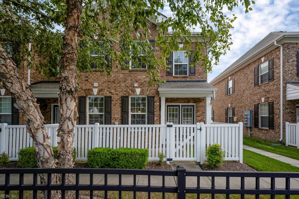 816 Haversham Cls Property Photo 35