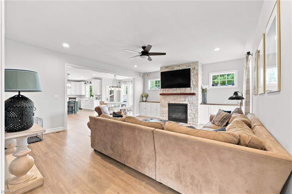 6108 Gardenbrook Pl Property Photo 9
