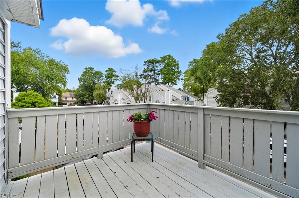2416 Loran Ct Property Photo 7