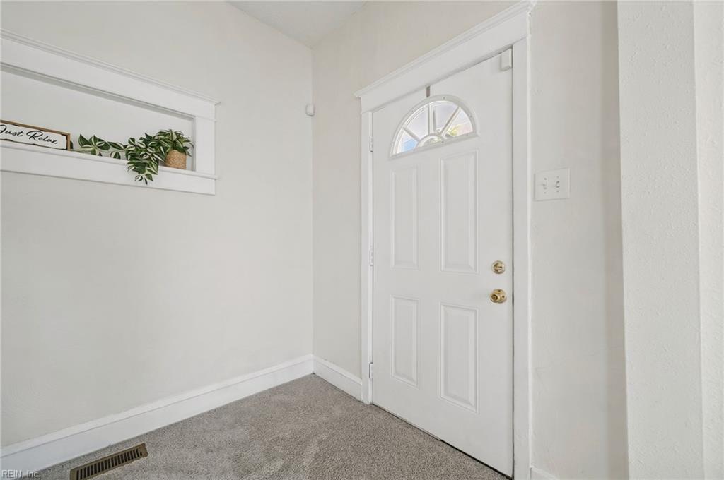 513 Chesterfield Rd Property Photo 4