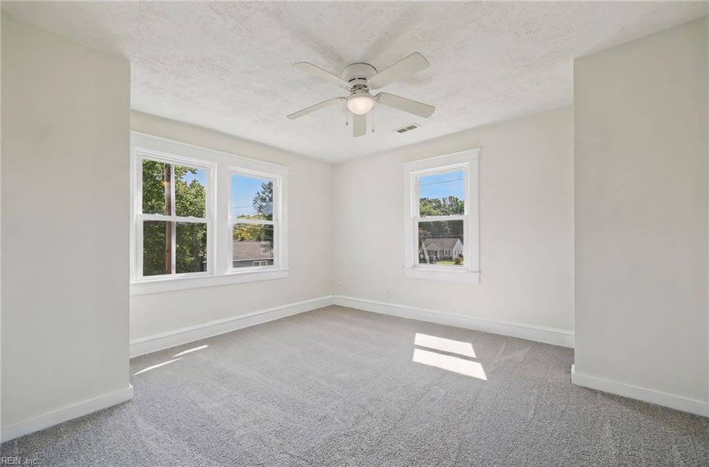 513 Chesterfield Rd Property Photo 20