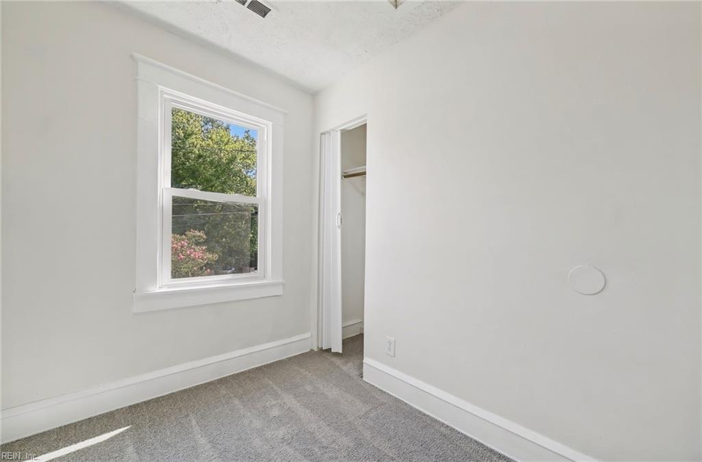 513 Chesterfield Rd Property Photo 21