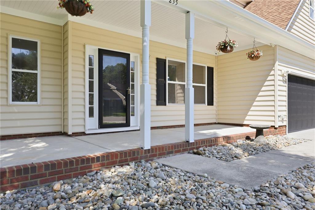 235 Green View Rd Property Photo 6