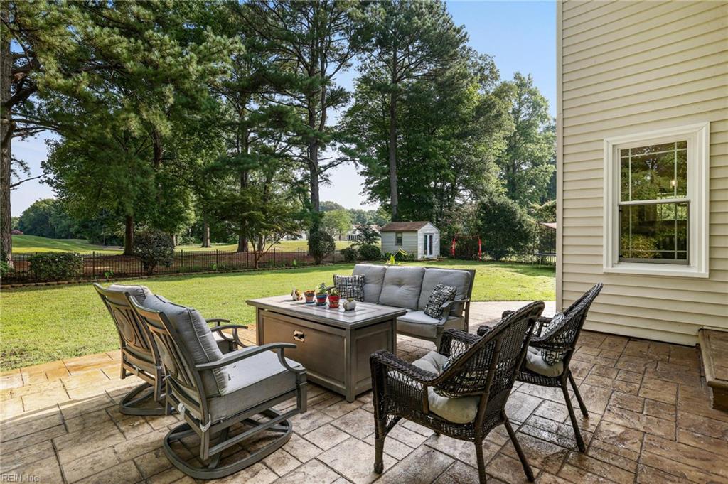 1004 Fairway Dr Property Photo 41