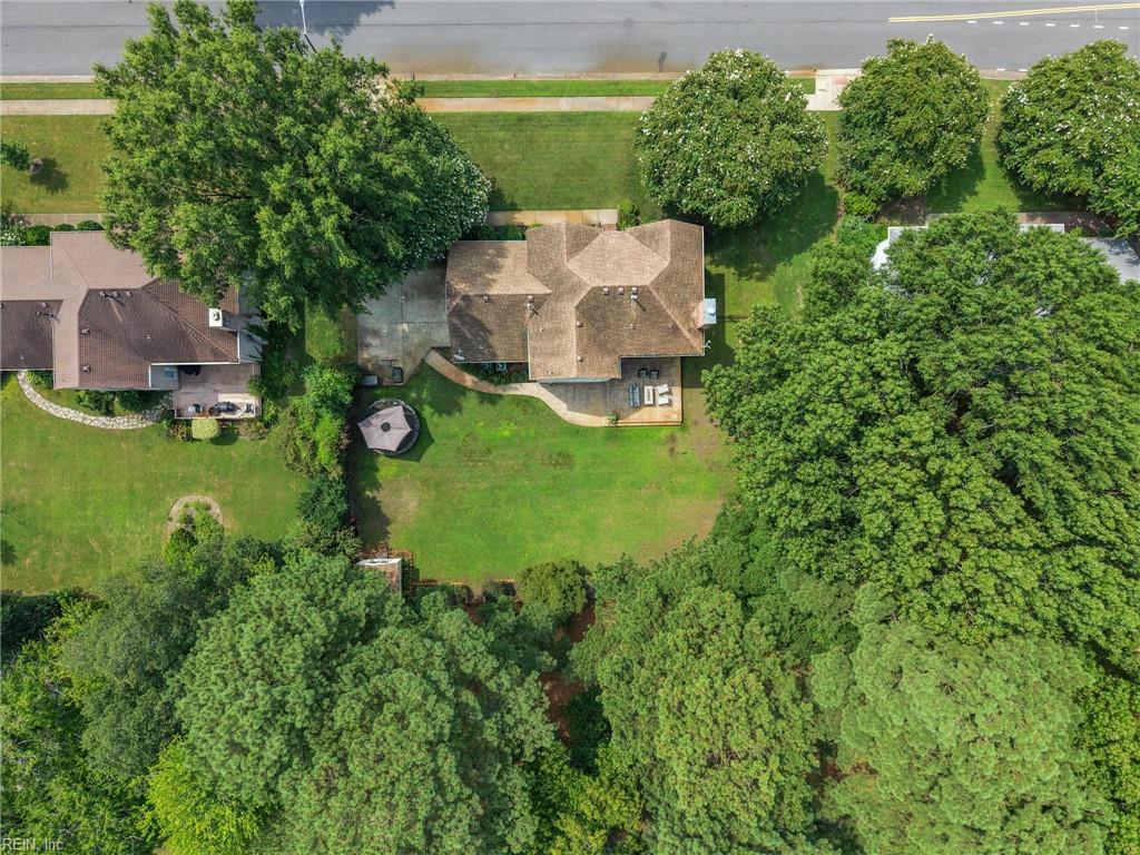 1004 Fairway Dr Property Photo 45