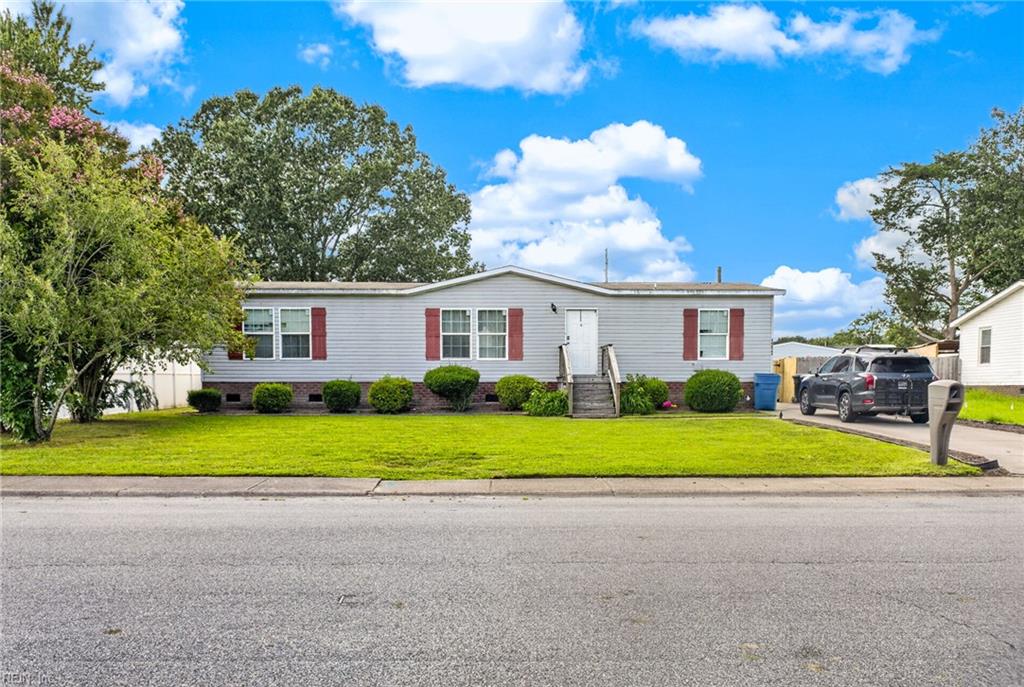 1313 Skylark Dr Property Photo 1
