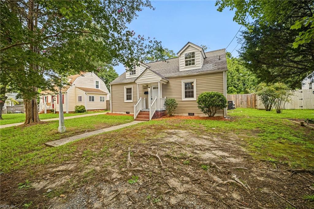 2705 Verell St Property Photo 4
