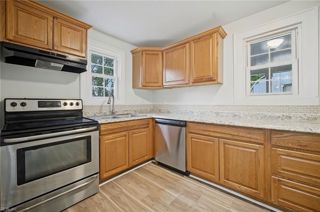 2705 Verell St Property Photo 10
