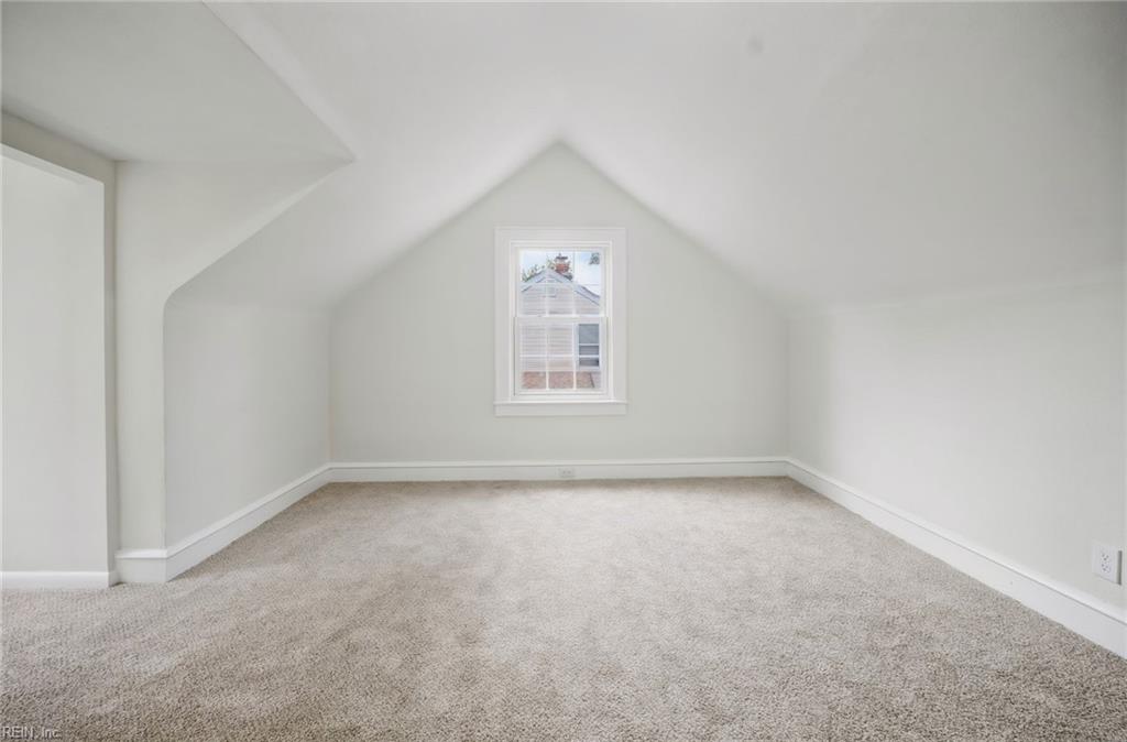 2705 Verell St Property Photo 19