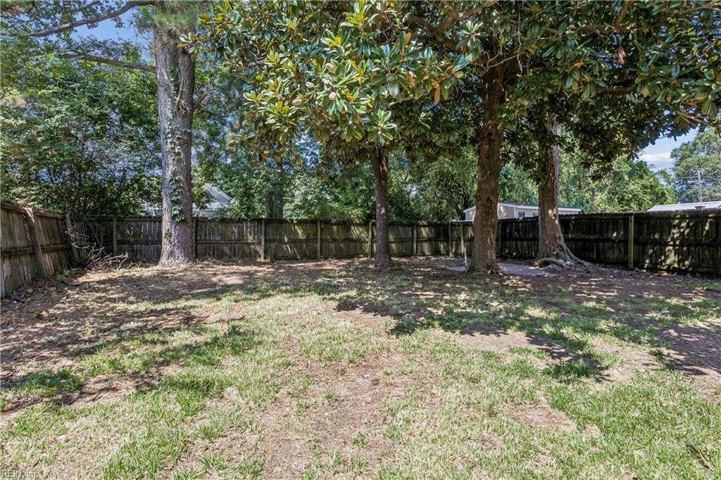 1810 Martin Ave Property Photo 28