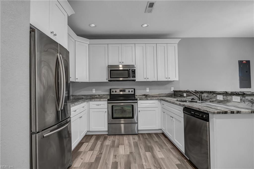 425 Culloden St Property Photo 6
