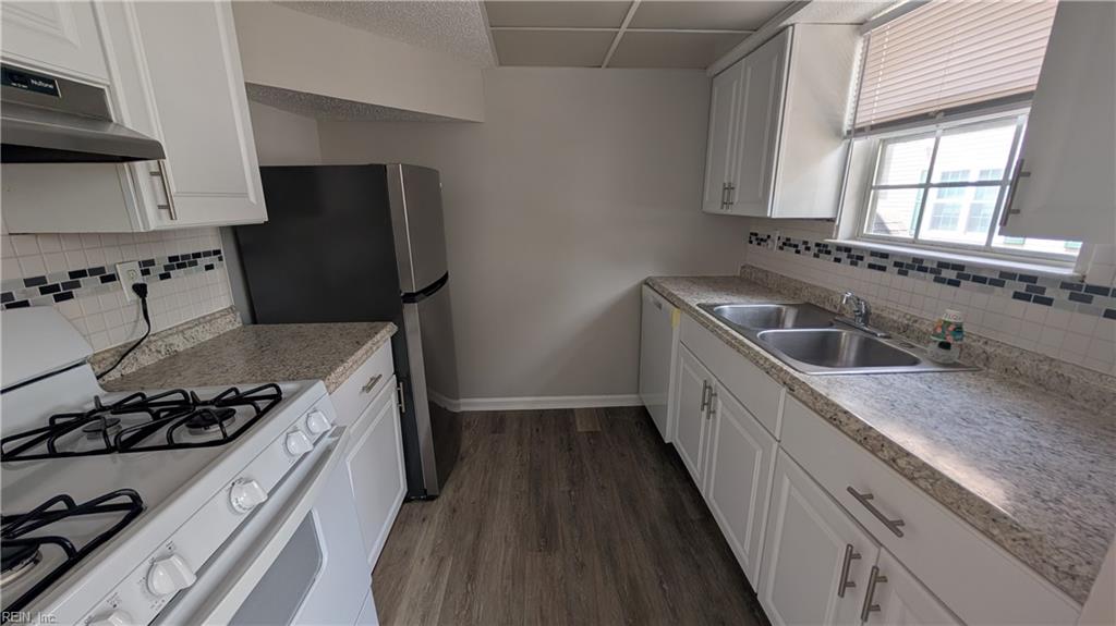 12912 Daybreak Cir Property Photo 4