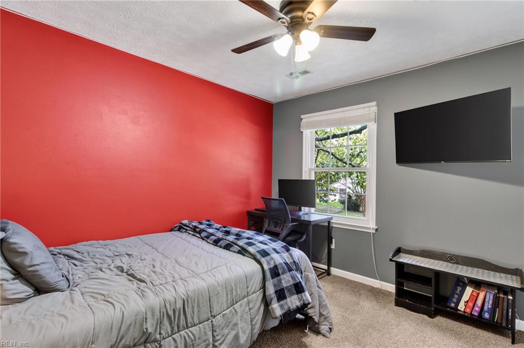 302 Buckingham Way Property Photo 35