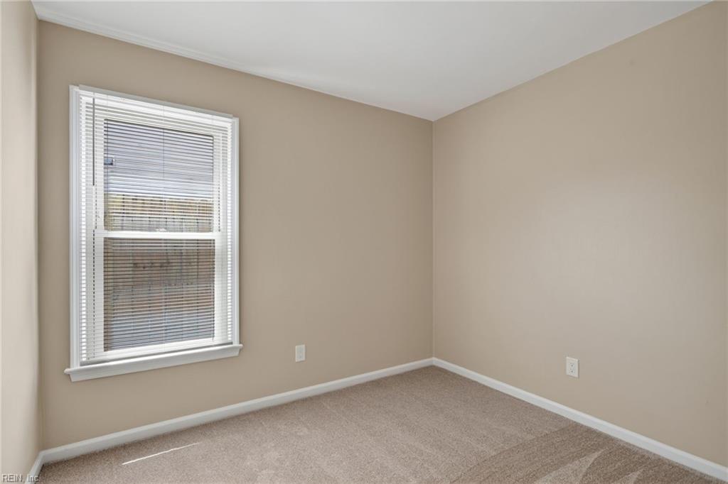 2000 Trumbull Ct Property Photo 20