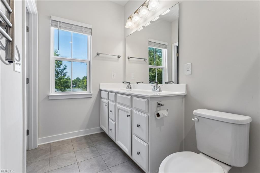 557 Westport St Property Photo 29