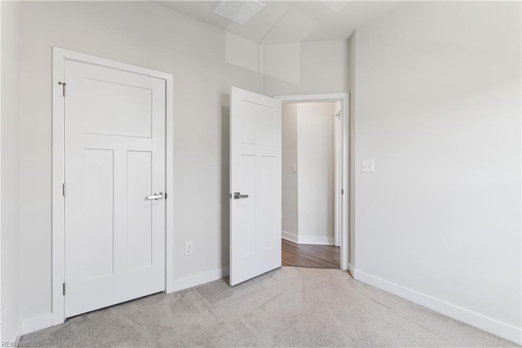 557 Westport St Property Photo 37