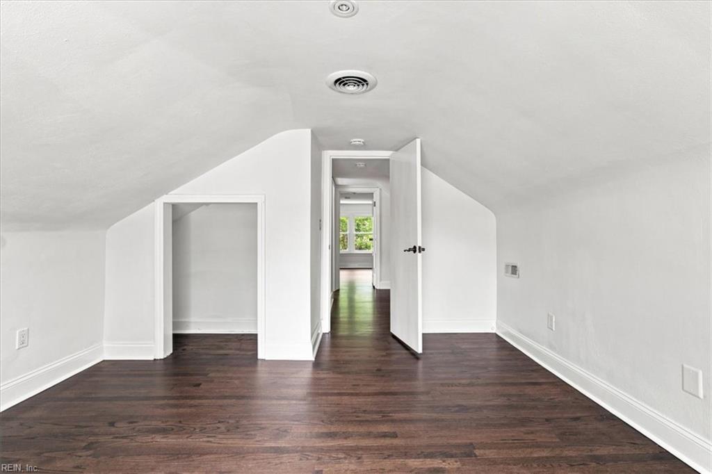 3040 Edinburgh Dr Property Photo 27