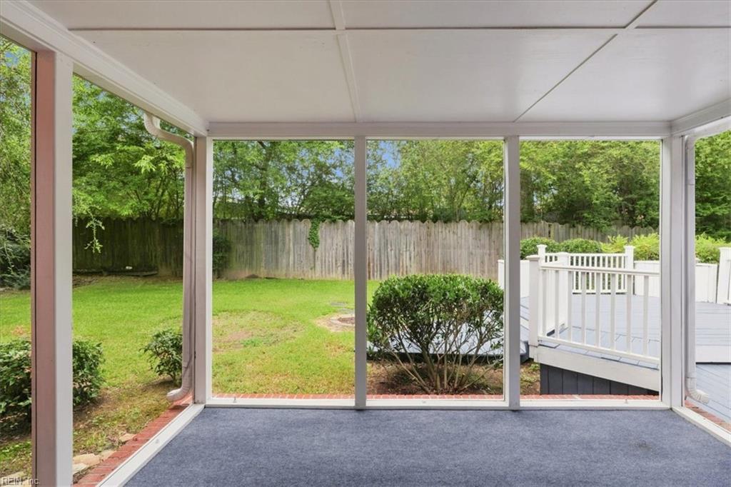 3040 Edinburgh Dr Property Photo 29