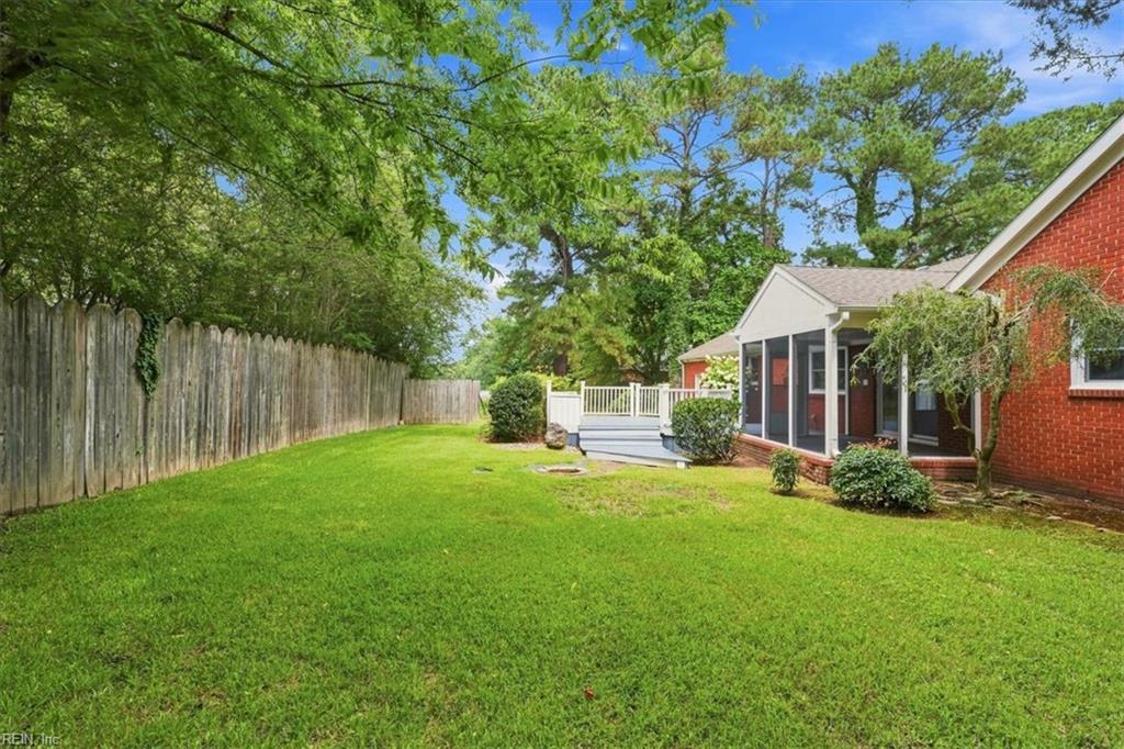 3040 Edinburgh Dr Property Photo 32