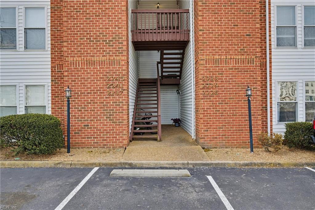 2225 Estuary Ct Property Photo 2