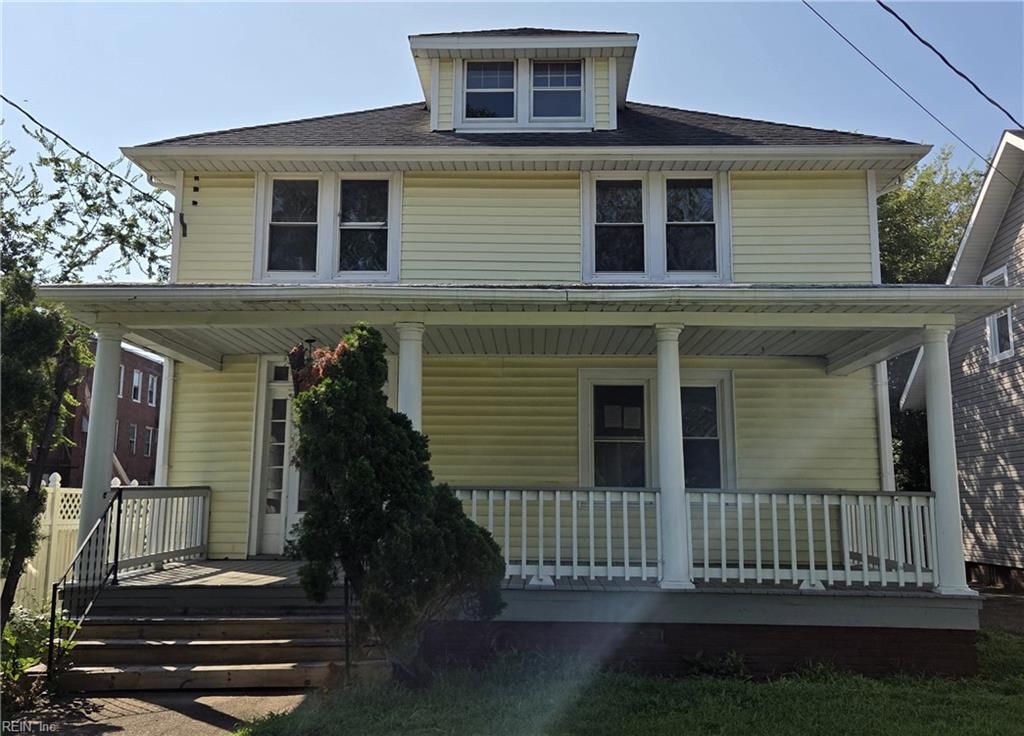 232 53rd St Property Photo 1
