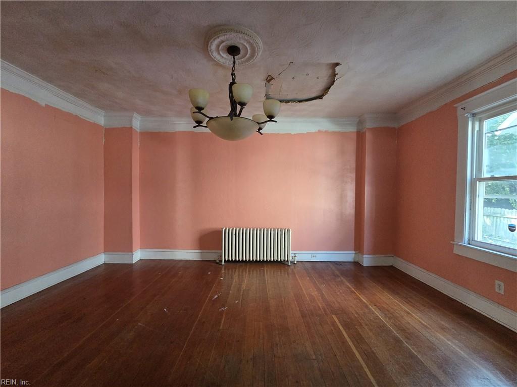 232 53rd St Property Photo 11