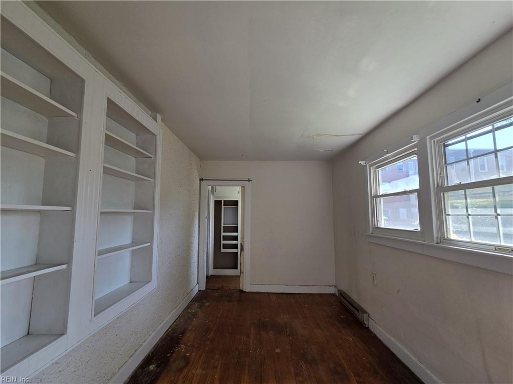 232 53rd St Property Photo 15