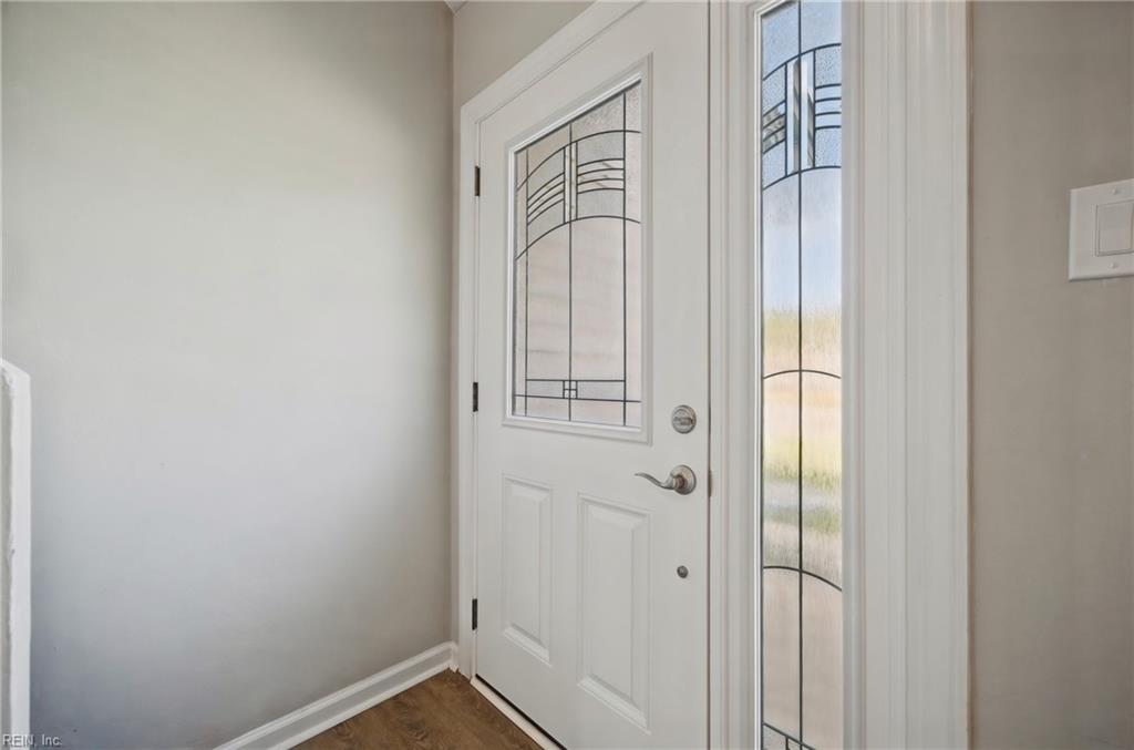 2413 Smokehouse Rd Property Photo 5