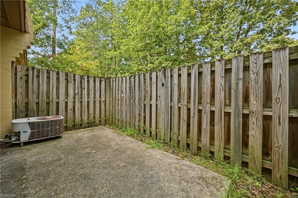 1274 Pacifica Ct Property Photo 26