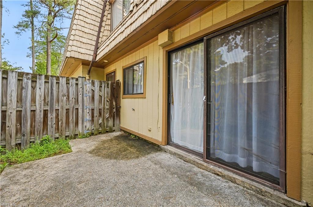1274 Pacifica Ct Property Photo 27