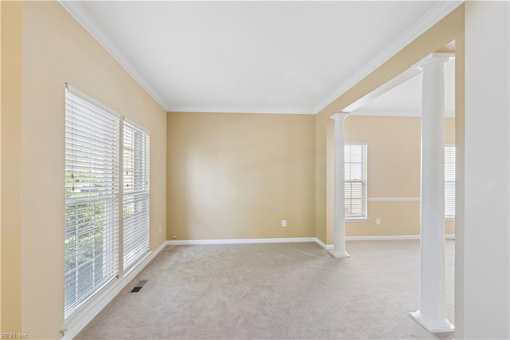 9741 Plaskett Forest Ln Property Photo 4