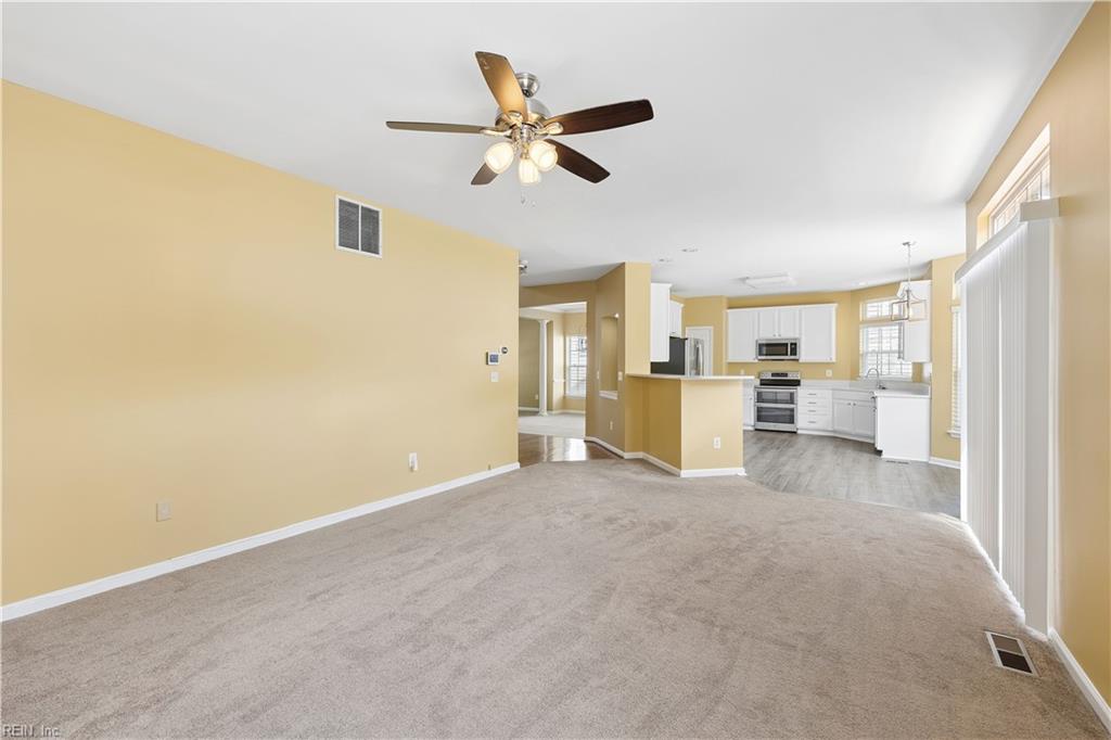 9741 Plaskett Forest Ln Property Photo 17