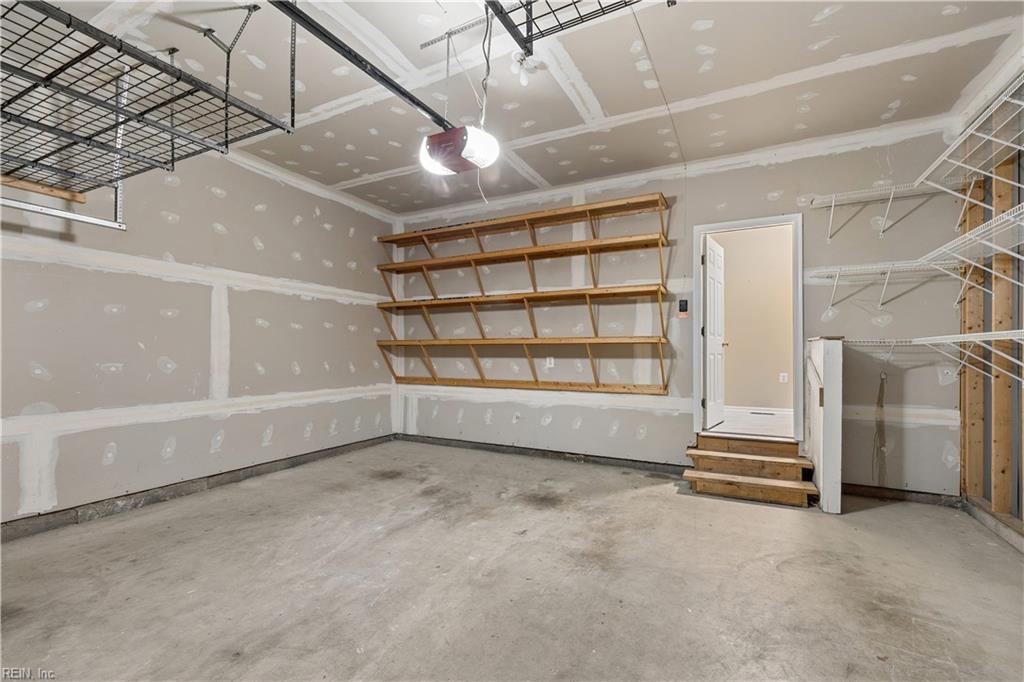 9741 Plaskett Forest Ln Property Photo 19