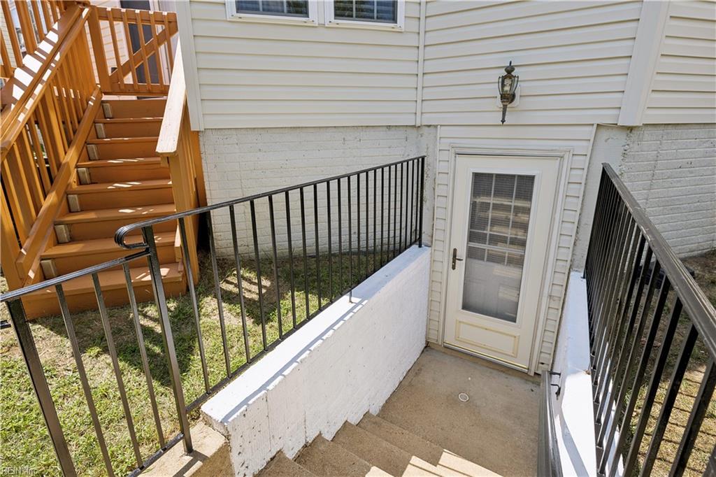 9741 Plaskett Forest Ln Property Photo 47