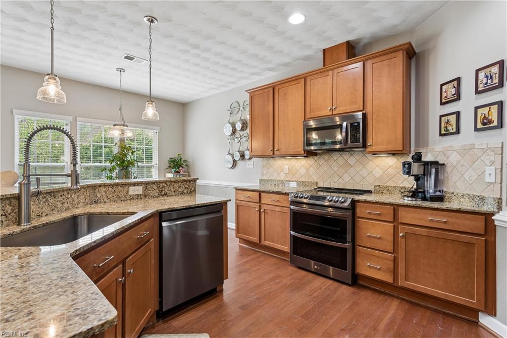 304 Founders Pointe Trl Property Photo 15